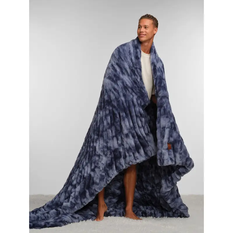 Comfrt Dreamer Blanket - Oversized Plush Throw (Mega)